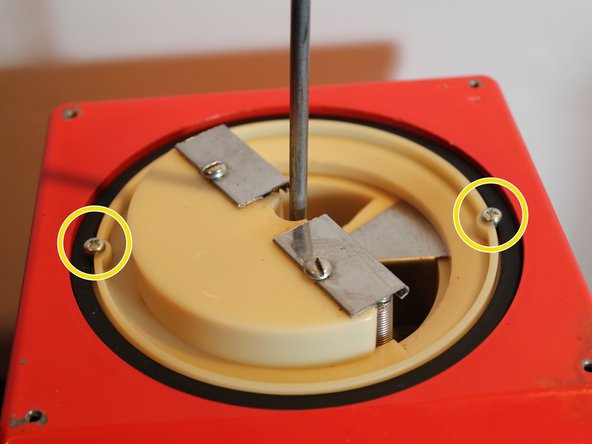 How to Fix a Stuck Quarter in a  Candy Machine: step 3, image 1 of 2