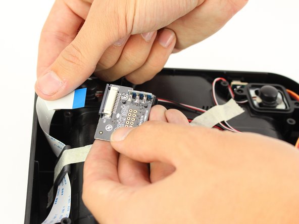 Petnet SmartFeeder SF10E Charging Assembly Replacement: crwdns2935265:011crwdnd2935265:02crwdnd2935265:02crwdne2935265:0