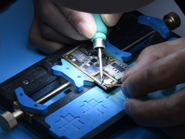 How to Fix an iPhone 11 Pro That Won't Turn On