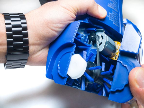 Eureka EasyClean 71C Brush Roller Replacement: crwdns2935265:04crwdnd2935265:02crwdnd2935265:02crwdne2935265:0