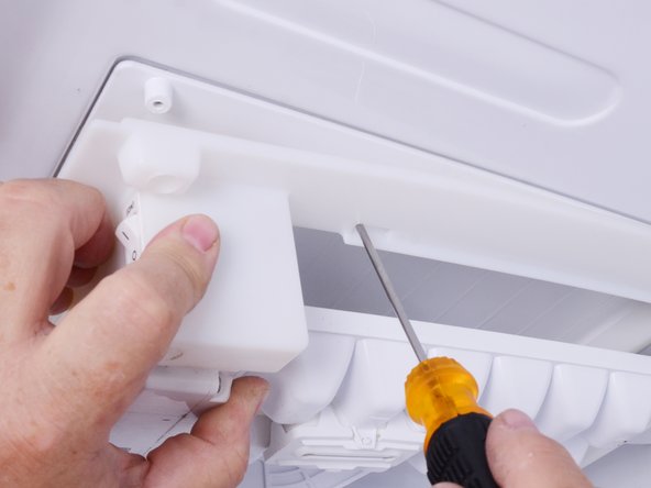 LG Refrigerator Evaporator Fan Replacement: crwdns2935265:013crwdnd2935265:03crwdnd2935265:03crwdne2935265:0