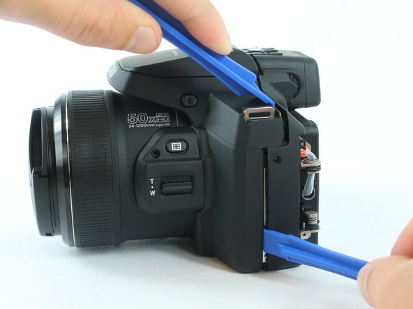 Fujifilm FinePix S1 Back Camera Body Replacement: stap 0, afbeelding 3 van 3