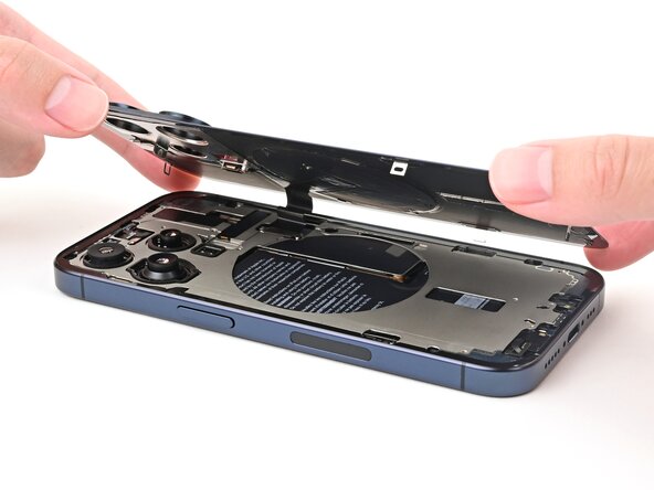 iPhone 15 Pro Max Back Glass Replacement, Install the back glass: crwdns2935265:037crwdnd2935265:01crwdnd2935265:03crwdne2935265:0