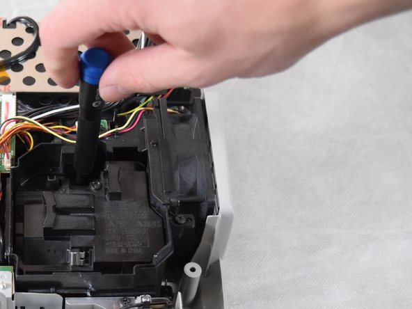 Epson PowerLite 83+ Fan Replacement, Exhaust Fan: crwdns2935265:08crwdnd2935265:02crwdnd2935265:02crwdne2935265:0