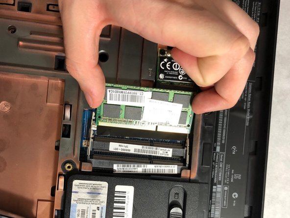 HP Pavilion g7-1150us RAM Replacement: crwdns2935265:07crwdnd2935265:02crwdnd2935265:02crwdne2935265:0