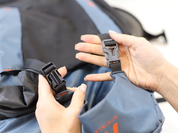 How to Replace a Backpack Buckle (with sewing), Finished and ready!: crwdns2935265:06crwdnd2935265:02crwdnd2935265:03crwdne2935265:0
