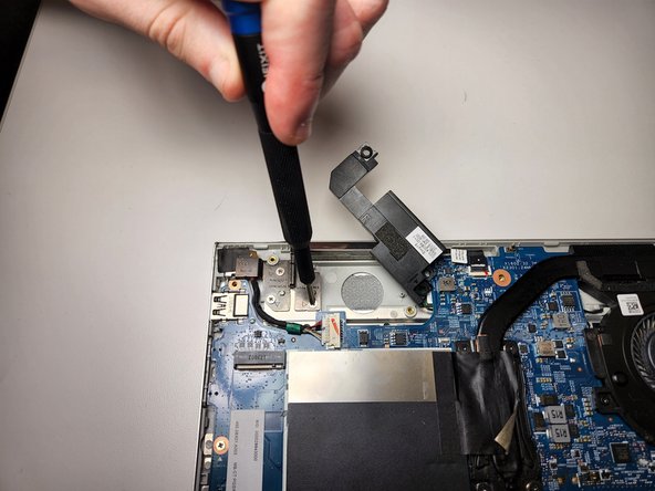 HP Envy x360 15m-bp111dx Charging Port Replacement: crwdns2935265:04crwdnd2935265:02crwdnd2935265:02crwdne2935265:0