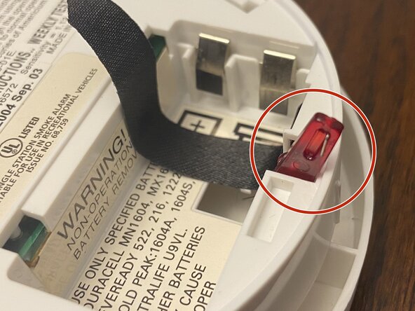 Kidde Fire Sentry Smoke Detector Battery Replacement: 手順 4、 2の画像 1