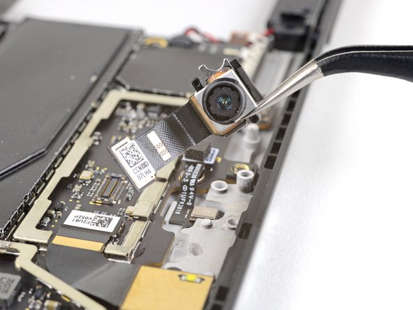 Microsoft Surface Pro 6 Front-Facing Cameras Replacement, Remove the infrared face-detection camera: adım 35, 3 resimden 3.