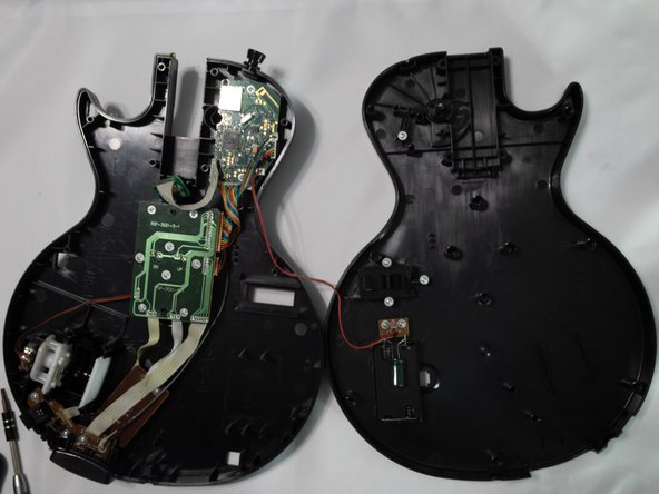 Xbox 360 Guitar Hero Wireless Controller Pogo-Pin Connector Replacement: crwdns2935265:03crwdnd2935265:03crwdnd2935265:03crwdne2935265:0