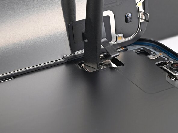 iPhone 16e Screen Replacement