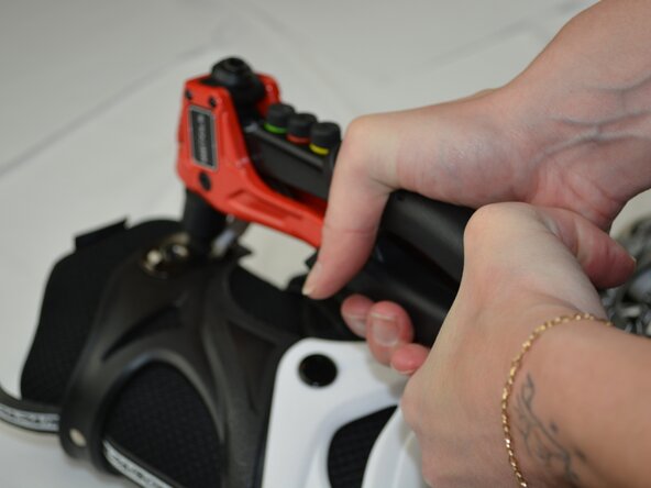 PAPAISON Adjustable Inline Skates Cuff Buckle Replacement With Rivets: step 10, image 2 of 3