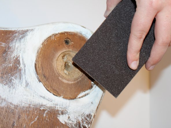 How to Repair a Table Leg With Dry Rot: crwdns2935265:03crwdnd2935265:02crwdnd2935265:02crwdne2935265:0