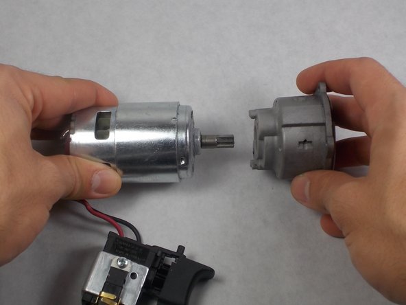 Ryobi P235 Motor Replacement: crwdns2935265:011crwdnd2935265:03crwdnd2935265:03crwdne2935265:0