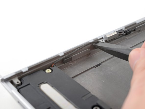 Framework Laptop 16" Speakers Replacement, Unclip the speaker cable: 手順 15、 3の画像 3