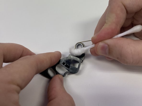 How to Repair a Stuck GameCube Eject Button: crwdns2935265:07crwdnd2935265:02crwdnd2935265:02crwdne2935265:0