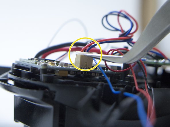 Helicute Petrel H820HC (Drone) Disassembly, Disconnect the WIFI PCB: step 9, image 3 of 3