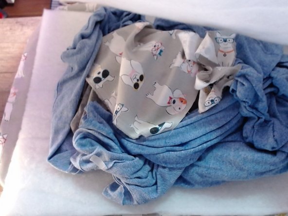 How to Replace Fabric and Stuffing in a Dog Bed: 步骤 7 中的图像 3，3
