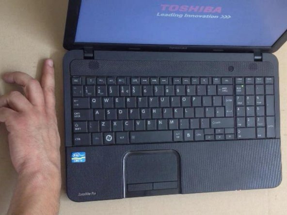 Repairing Toshiba Satellite C850 - Cleaning the Cooling / Fan System: crwdns2935265:09crwdnd2935265:03crwdnd2935265:03crwdne2935265:0