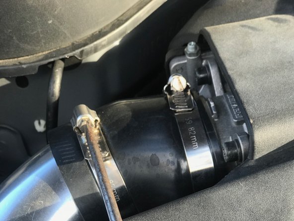 2013 Infiniti G37 Dual Air Intakes Replacement: crwdns2935265:05crwdnd2935265:03crwdnd2935265:03crwdne2935265:0