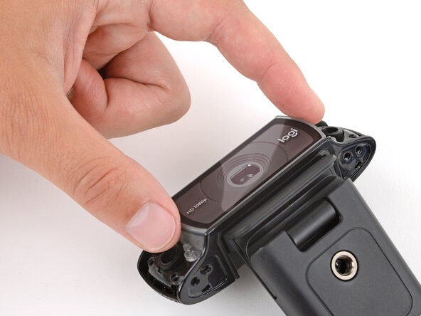 How to Open Your Logitech C920s Webcam, Remove the lens cover: crwdns2935265:09crwdnd2935265:01crwdnd2935265:02crwdne2935265:0