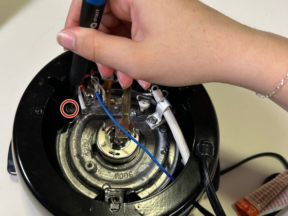 Chef’s Counter Rice Cooker RC-3 Disassembly: crwdns2935265:05crwdnd2935265:02crwdnd2935265:03crwdne2935265:0