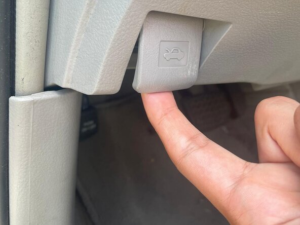 2011 Toyota Camry Radio Fuse Replacement: step 2, image 3 of 3