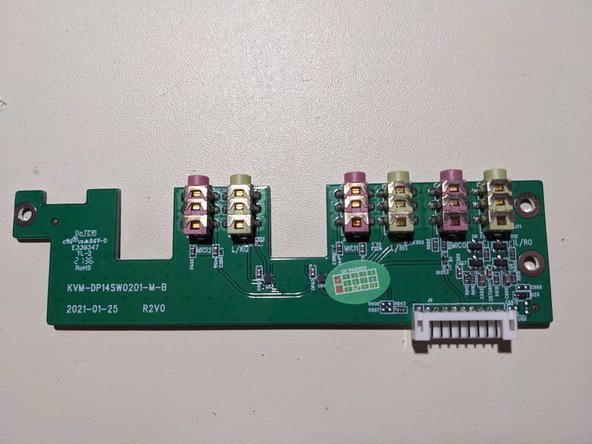 Monoprice Blackbird 4K HDMI 2.0 and USB 3.0 2x1 KVM Switch Teardown