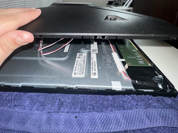 Viotek Gaming Monitor W2711SE Back Panel Attachment Latch Repair: crwdns2935265:05crwdnd2935265:03crwdnd2935265:03crwdne2935265:0