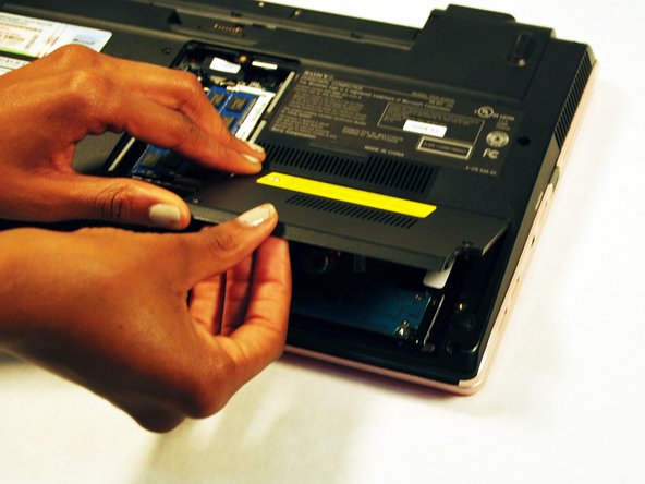 Sony Vaio VPCW21FX Keyboard Replacement: crwdns2935265:06crwdnd2935265:03crwdnd2935265:03crwdne2935265:0