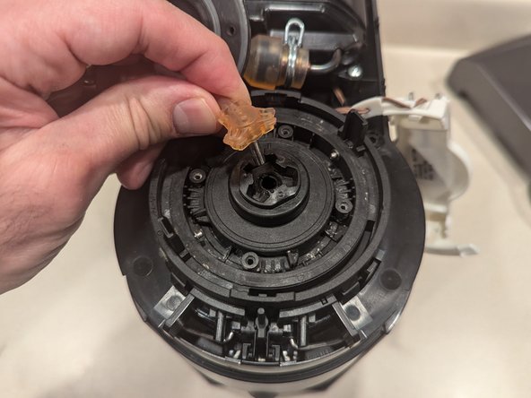 Nespresso Vertuo Evoluo Bearing Replacement, Steamer cover and steam tube: crwdns2935265:09crwdnd2935265:02crwdnd2935265:02crwdne2935265:0