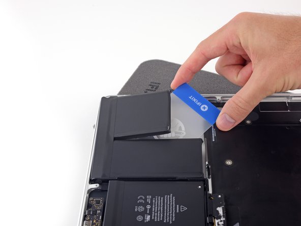 MacBook Pro 15" Retina Display Mid 2015 Battery Replacement: crwdns2935265:061crwdnd2935265:03crwdnd2935265:03crwdne2935265:0