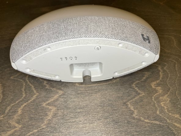 Hatch Restore Teardown, Bottom Screws: 3 단계, 이미지 2개 중 2개