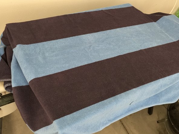 How to fix glitchy Hardware Control Buttons in Wacom Cintiq 24HD, Move heavy things: шаг 6, изображение 1 из 2