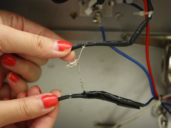 Farberware FSTO100 Indicator Light Replacement: crwdns2935265:05crwdnd2935265:02crwdnd2935265:02crwdne2935265:0