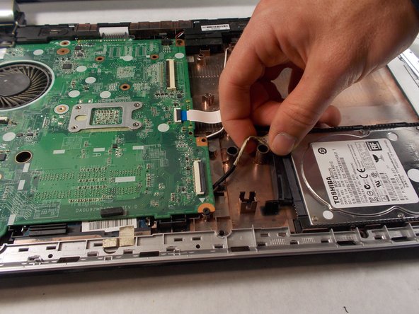 HP Pavilion 15-n210dx Hard Drive Replacement: crwdns2935265:012crwdnd2935265:03crwdnd2935265:03crwdne2935265:0