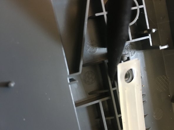 Logitech K120 Keyboard USB Cable Replacement, Remove The 2nd Membrane: crwdns2935265:08crwdnd2935265:02crwdnd2935265:03crwdne2935265:0