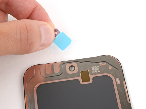 Google Pixel 10 Screen Replacement, Remove screen liners: crwdns2935265:027crwdnd2935265:03crwdnd2935265:03crwdne2935265:0