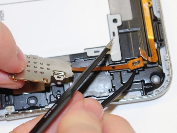 Samsung Galaxy Note Pro 12.2 SD Port Replacement: crwdns2935265:00crwdnd2935265:01crwdnd2935265:01crwdne2935265:0