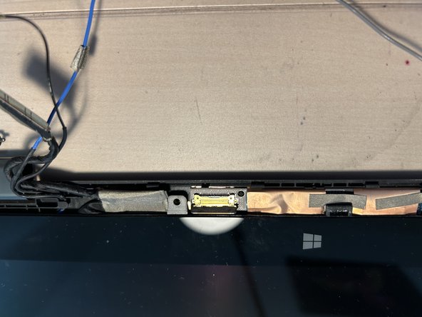 Lenovo ThinkPad X1 Yoga Display Assembly Teardown, Flex connector and removal: crwdns2935265:07crwdnd2935265:02crwdnd2935265:03crwdne2935265:0