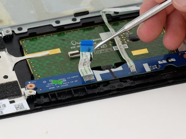 HP 15-g010dx Button Board Replacement: crwdns2935265:020crwdnd2935265:02crwdnd2935265:02crwdne2935265:0