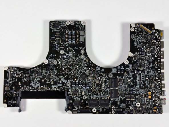 MacBook Pro 17" Unibody Teardown: crwdns2935265:021crwdnd2935265:03crwdnd2935265:03crwdne2935265:0