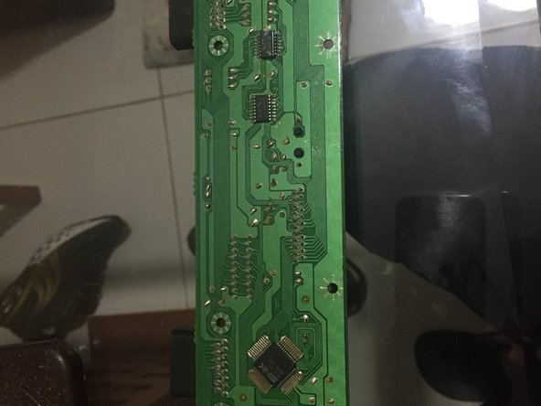 SNK Neo Geo CD Teardown, step 5: crwdns2935265:05crwdnd2935265:02crwdnd2935265:03crwdne2935265:0