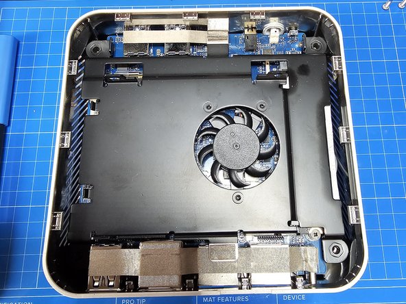 Changement SSD Altyk le Petit PC: étape 3, image 1 de 2