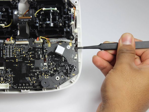 DJI Phantom 4 Advanced Remote Controller Power Button Replacement, Motherboard: crwdns2935265:06crwdnd2935265:03crwdnd2935265:03crwdne2935265:0