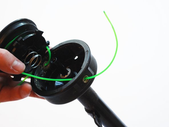 Weed Whacker Line Replacement: 7 단계, 이미지 2개 중 2개