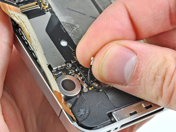 iPhone 4 Verizon Speaker Enclosure Replacement: crwdns2935265:011crwdnd2935265:02crwdnd2935265:02crwdne2935265:0