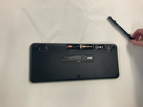 Logitech K360 Cleaning and Key Replacement: crwdns2935265:08crwdnd2935265:02crwdnd2935265:03crwdne2935265:0