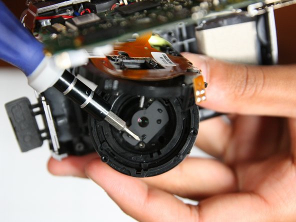 Samsung S85 Lens Replacement: crwdns2935265:011crwdnd2935265:02crwdnd2935265:02crwdne2935265:0