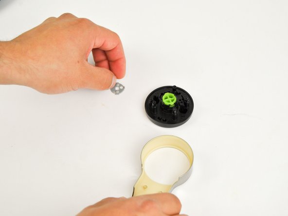 Xbox 360 Wireless Speed Wheel Xbox Button Replacement: crwdns2935265:012crwdnd2935265:03crwdnd2935265:03crwdne2935265:0